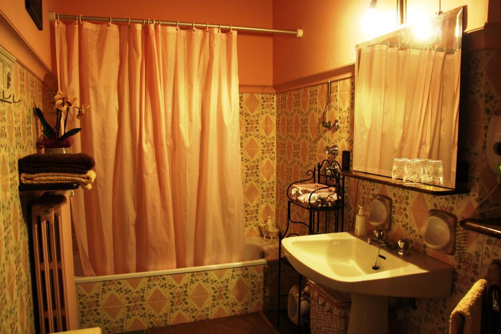 Bed&Breakfast La Siepe Pinerolo Pokoj fotografie